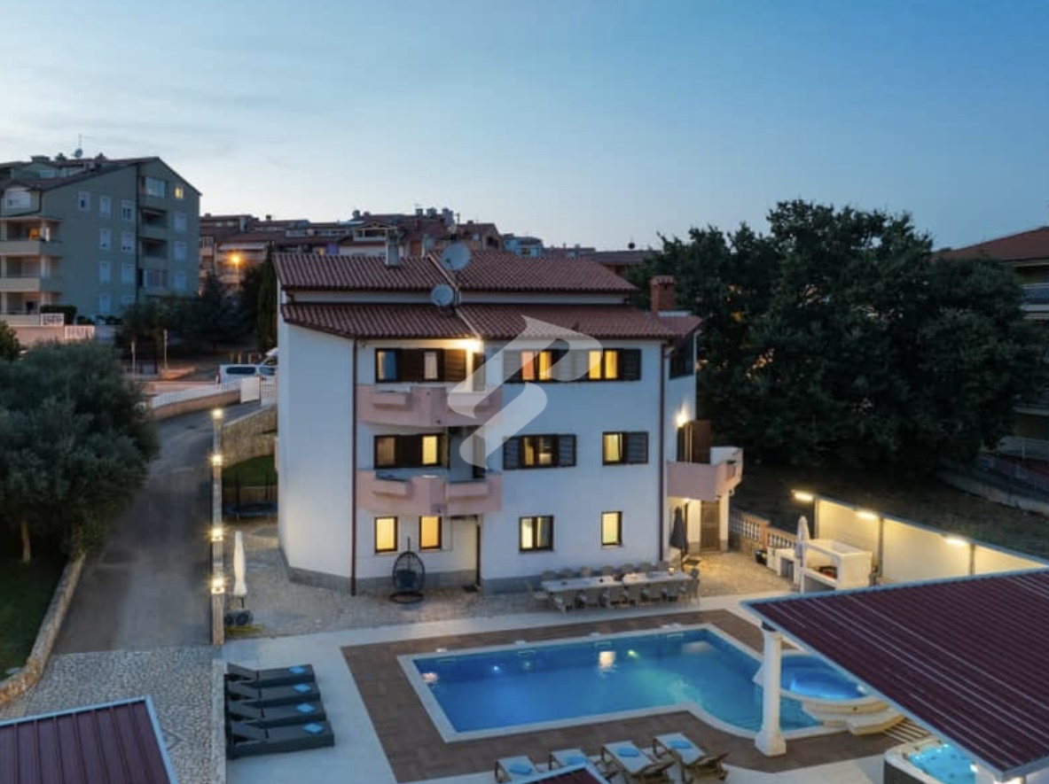 Vrhunska obiteljska vila u mirnom dijelu Pule