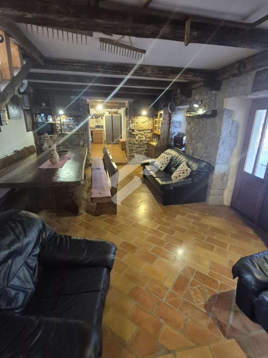 KRŠAN, villa con piscina