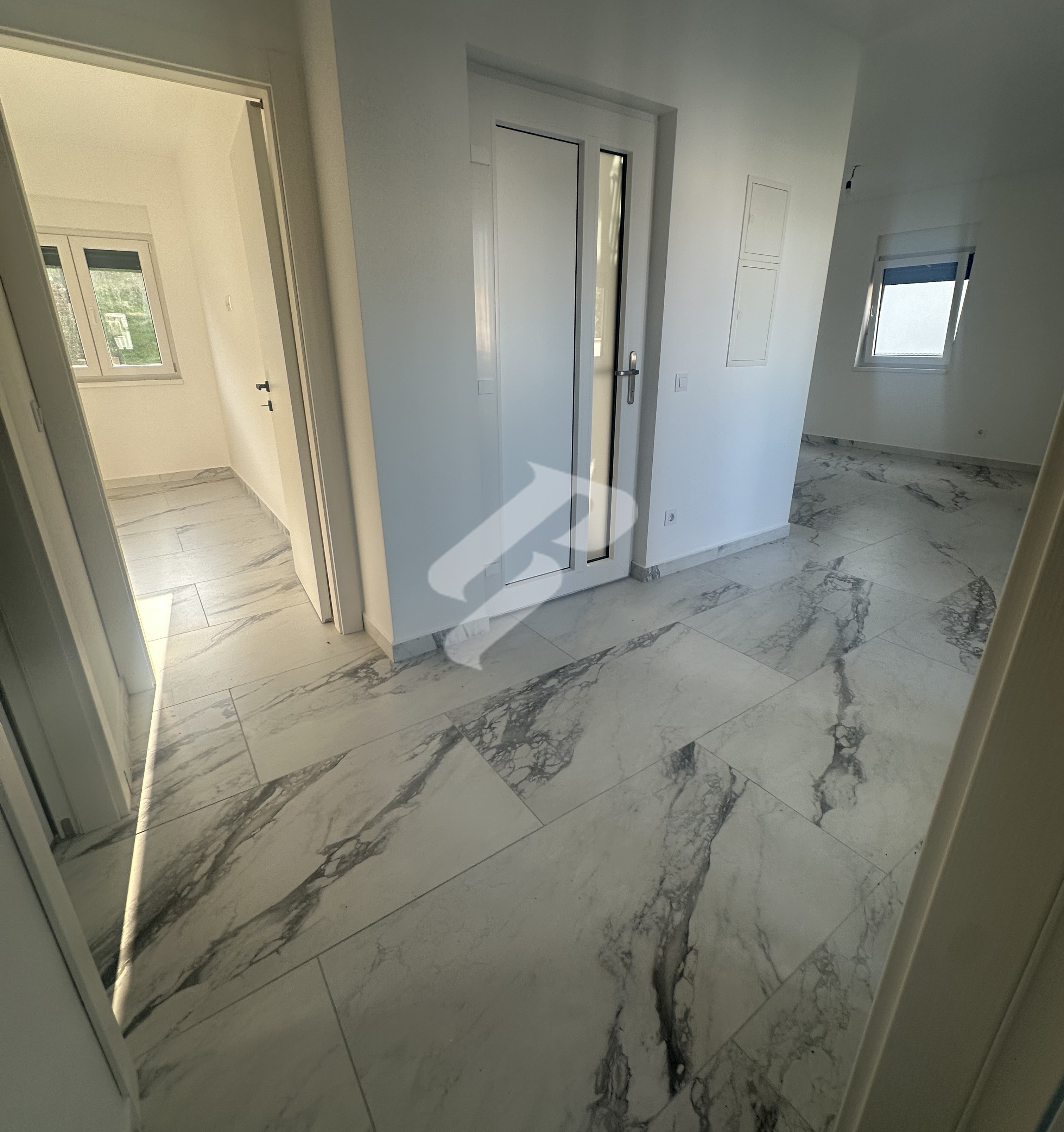 Svijetao dvosobni apartman